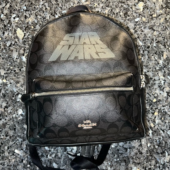 Authentic Star Wars X Coach Medium Charlie Backpack Signature Canvas with Motif - Picture 3 of 15
